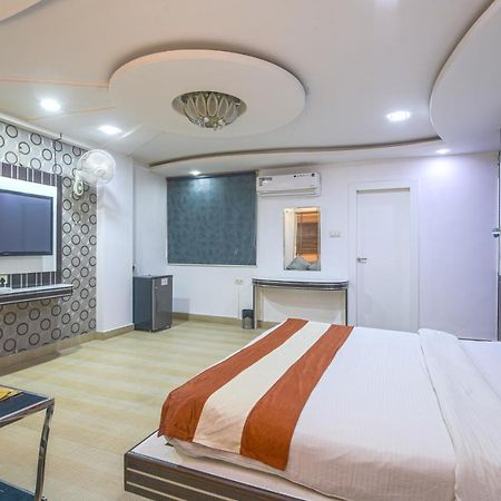 Hotel Shree Vinayak Palace בהופאל מראה חיצוני תמונה