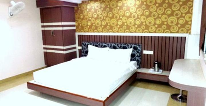 Hotel Shree Vinayak Palace בהופאל מראה חיצוני תמונה