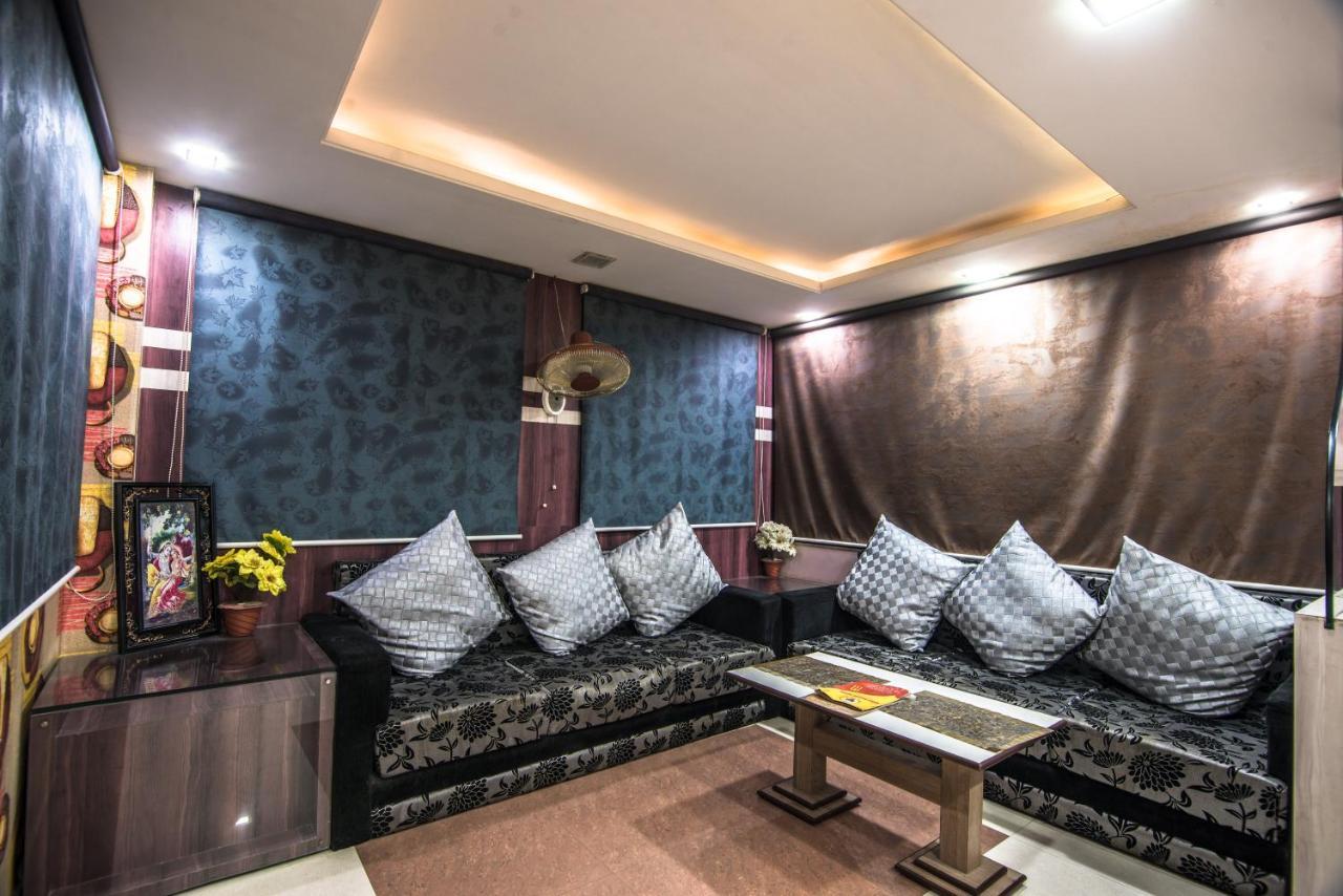 Hotel Shree Vinayak Palace בהופאל מראה חיצוני תמונה