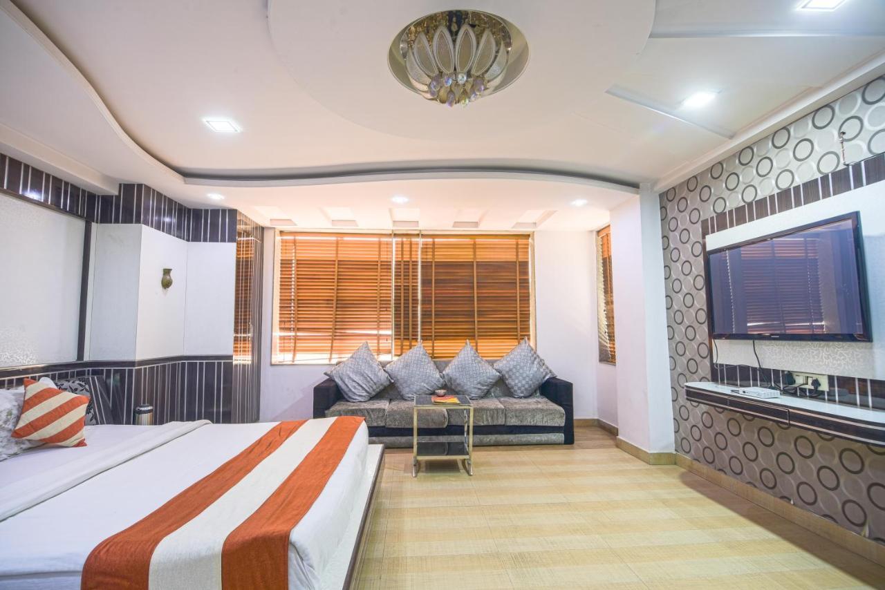 Hotel Shree Vinayak Palace בהופאל מראה חיצוני תמונה